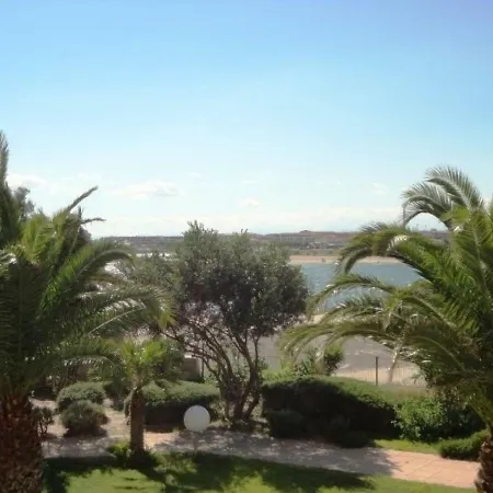 - 6 Pers, 35 M2, 2/1 דירה